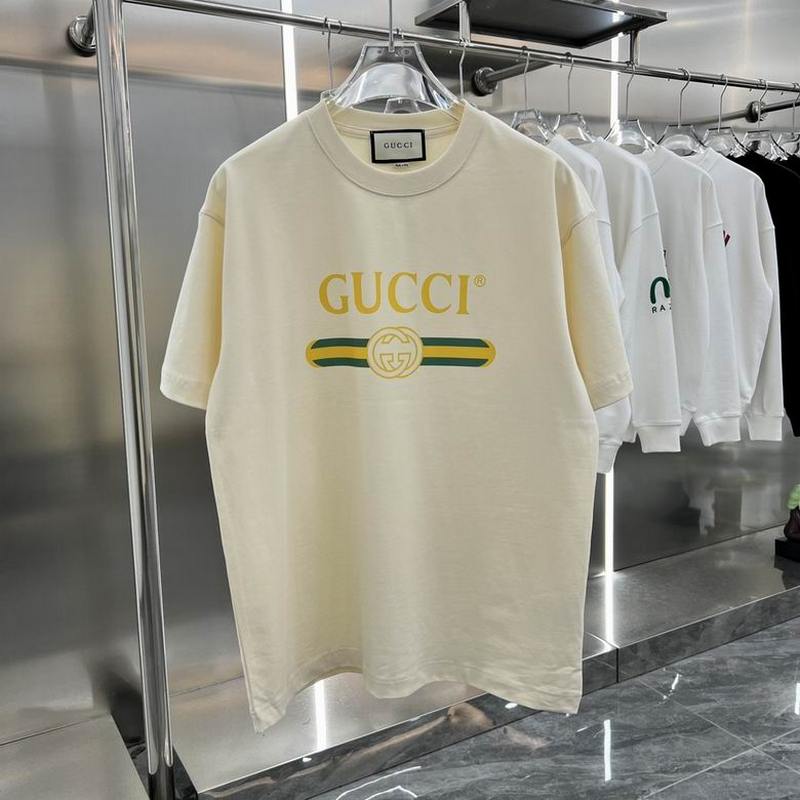 Gucci Men's T-shirts 135